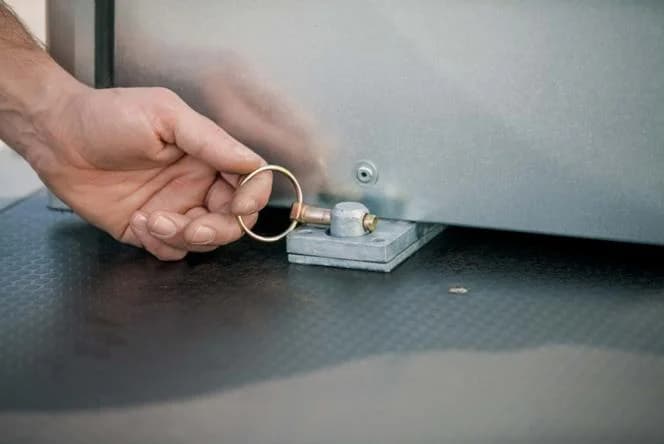 Schnellmontagesystem (RoadBox RB-125/150)