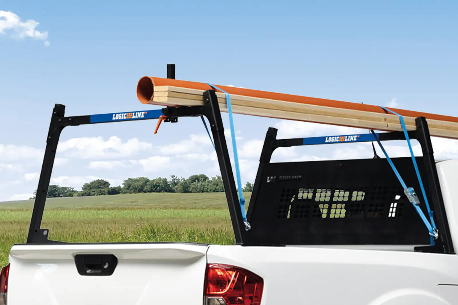 Inclined and horizontal transport of long items on the Nissan Navara