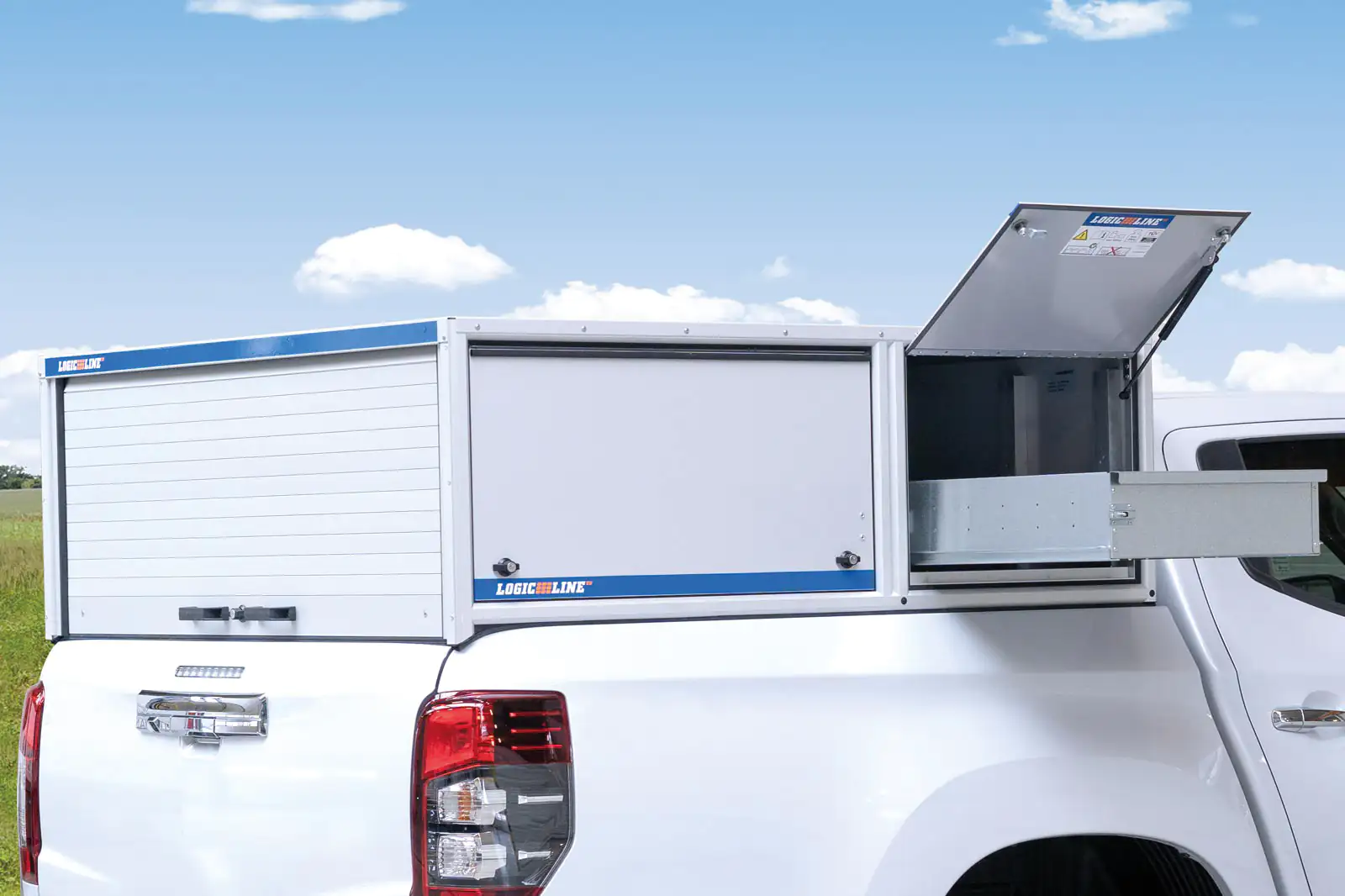 Universal structure for the Toyota Hilux