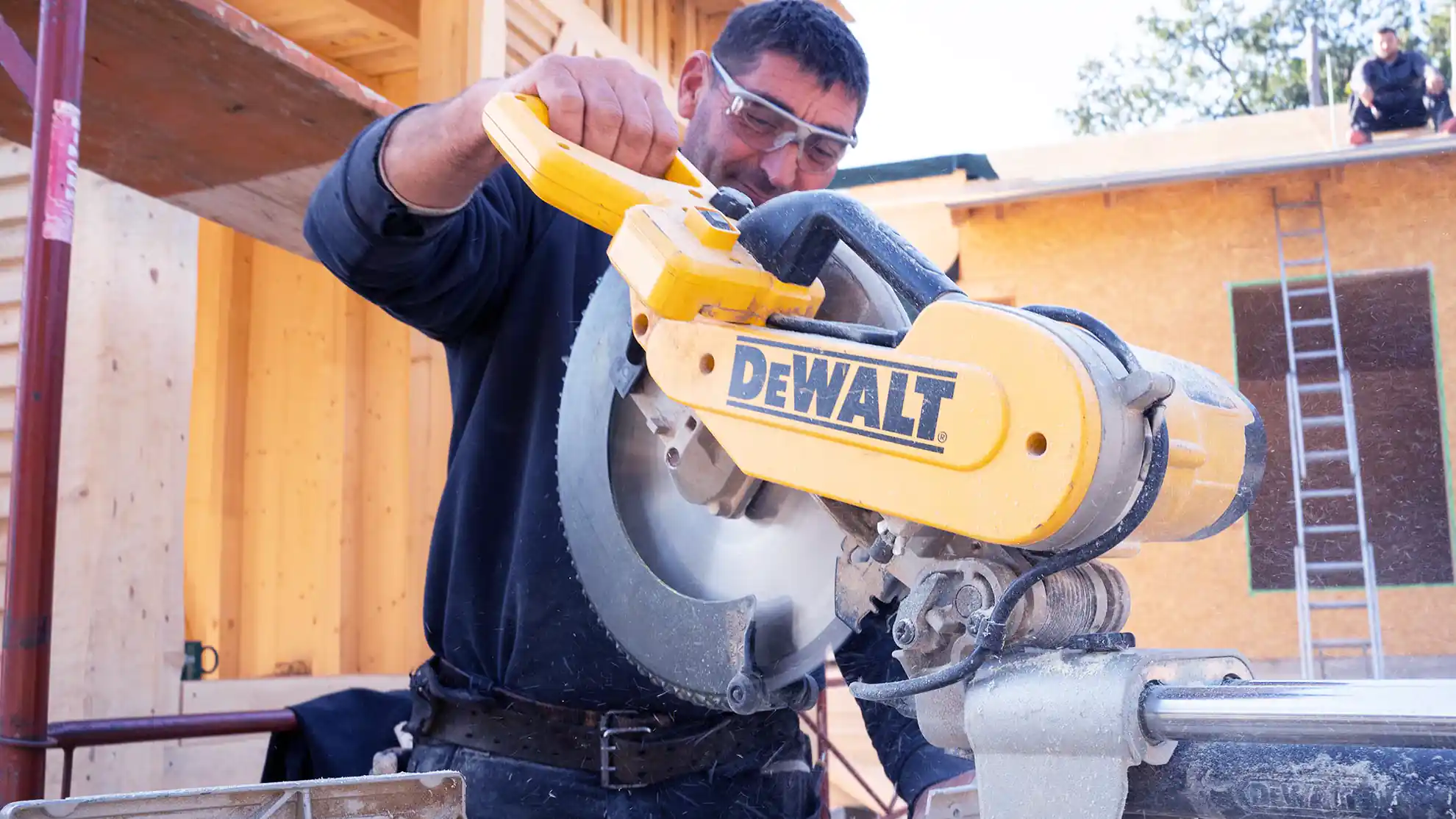 Operating a grinding machine