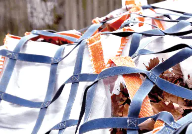 Blätter mit LogicLine Ladungssicherungsnetz sichern